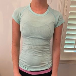 Lululemon swiftly tech short sleeve